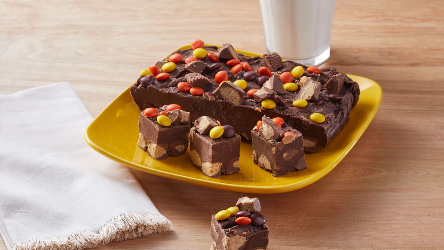 reese’s loaded fudge