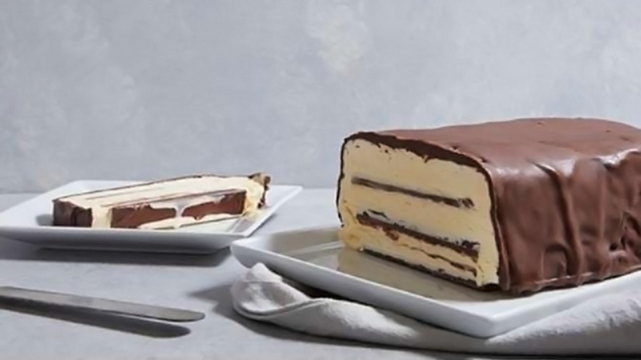 kit kat ice cream cake